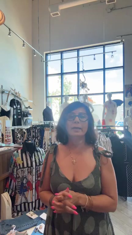 @Lola’s Fashions