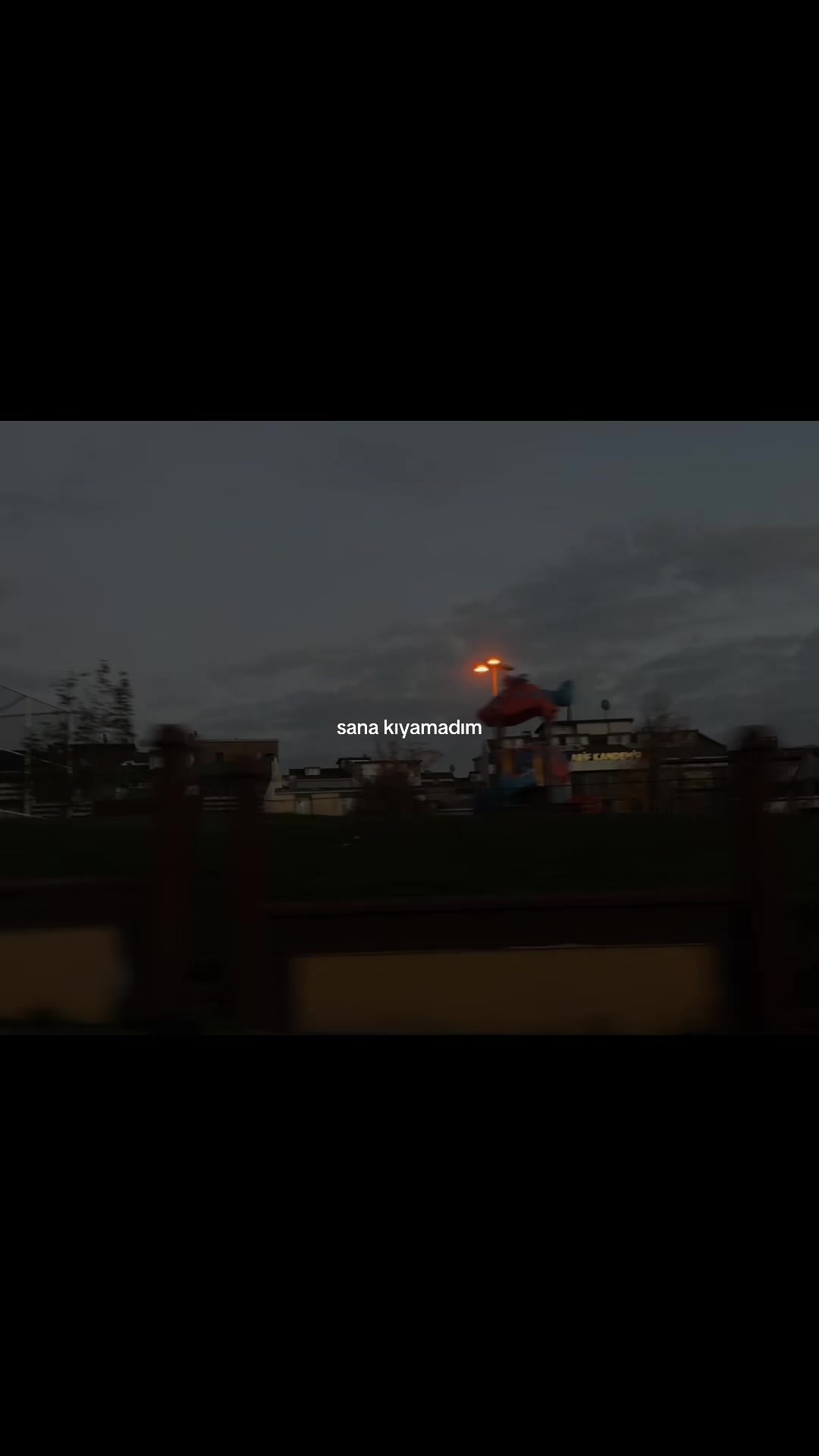 @lyricays