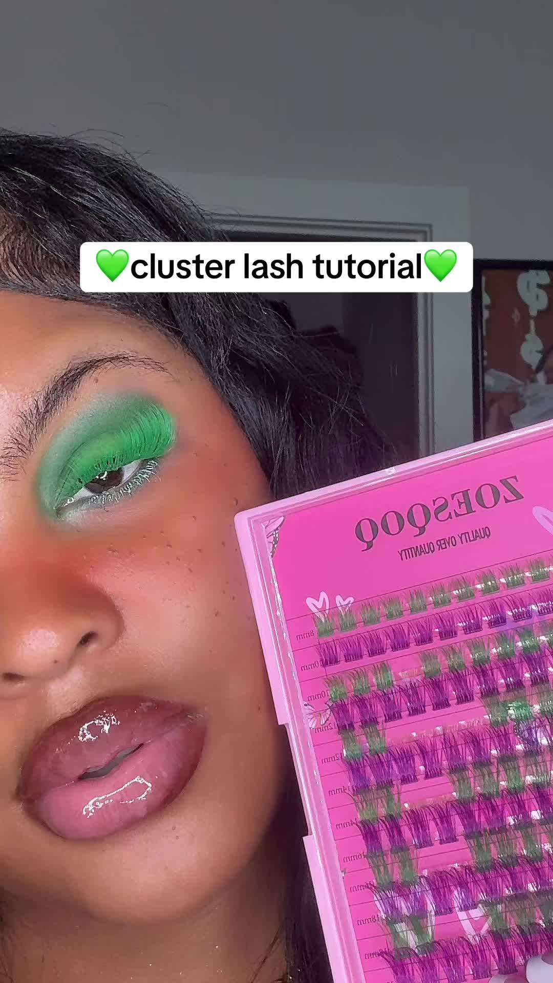 @ZOESQOQ