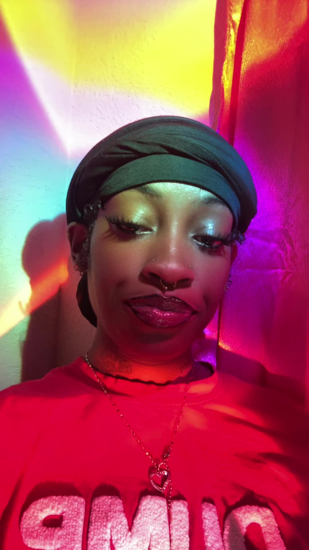 @La'Nae Bae