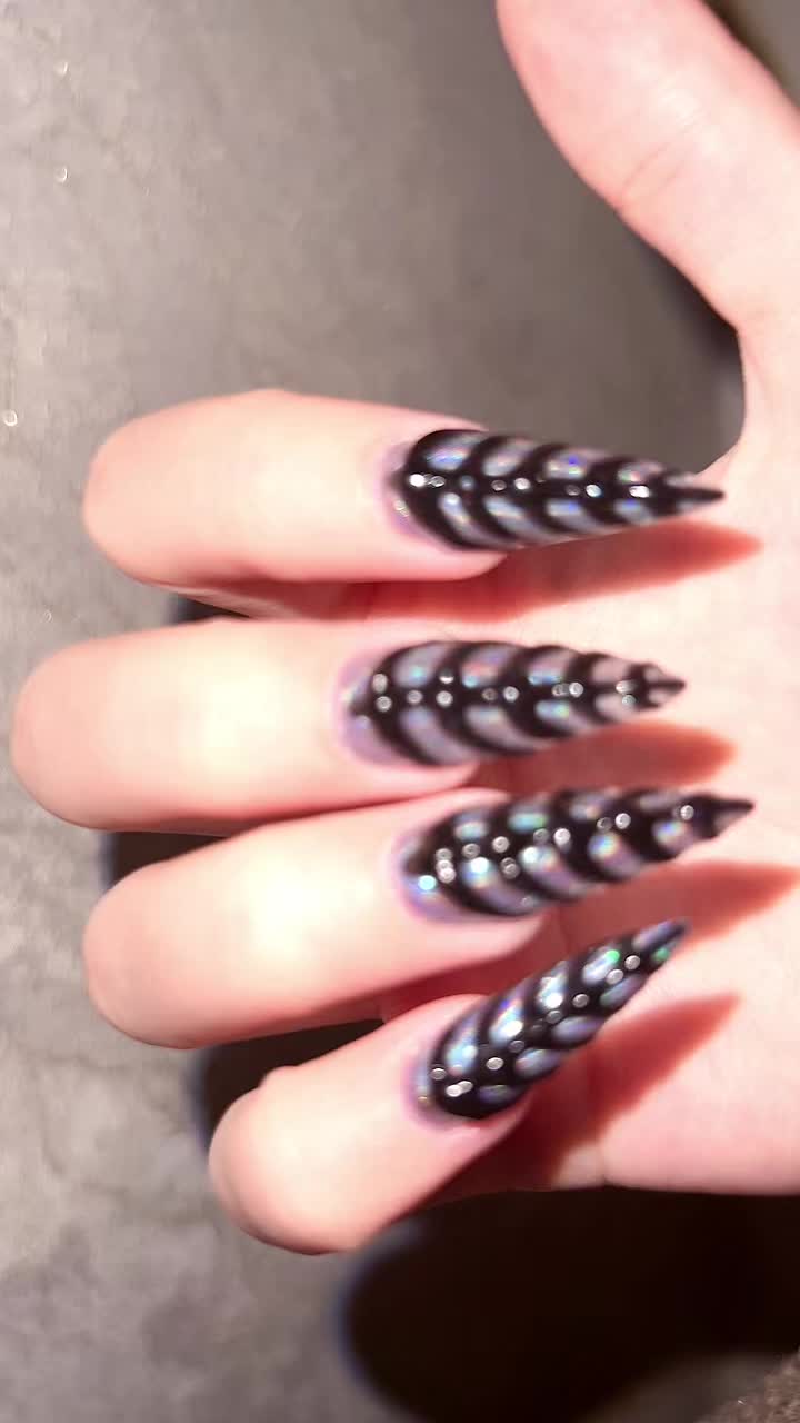 @uiiuy