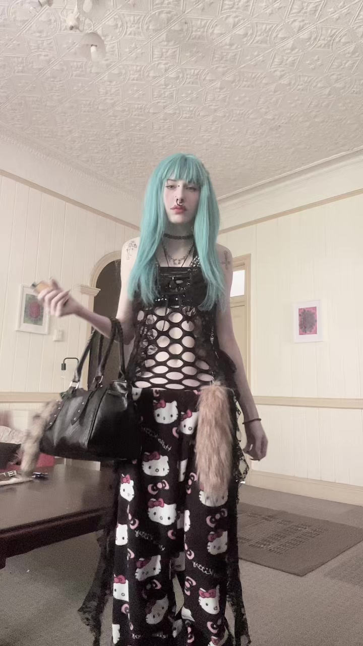 @deadgothlia