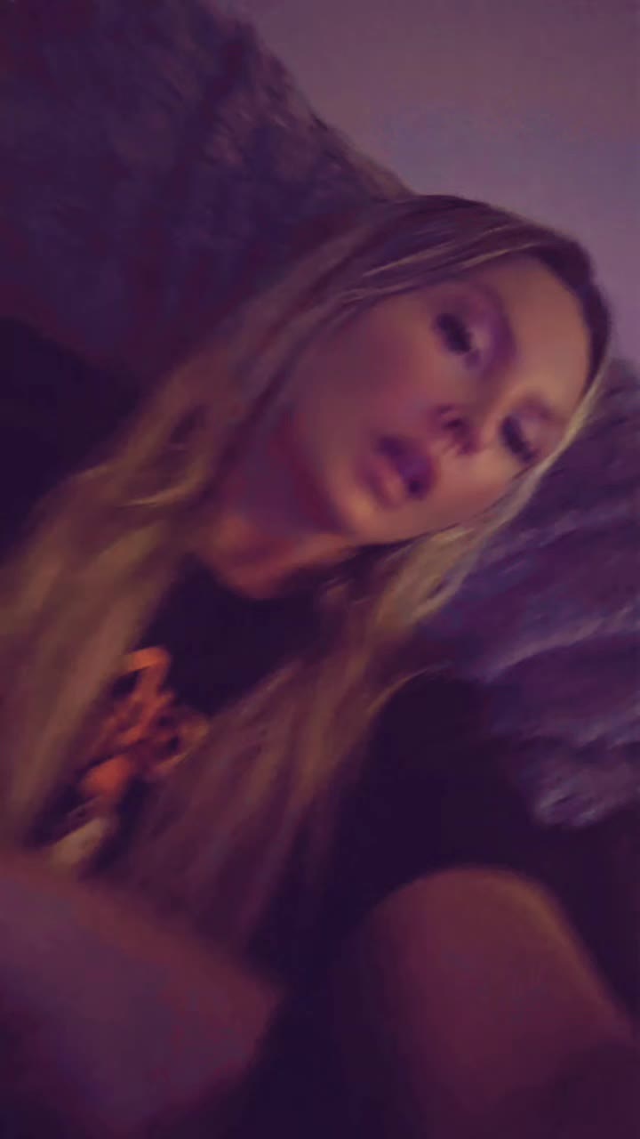 @Angela ๐