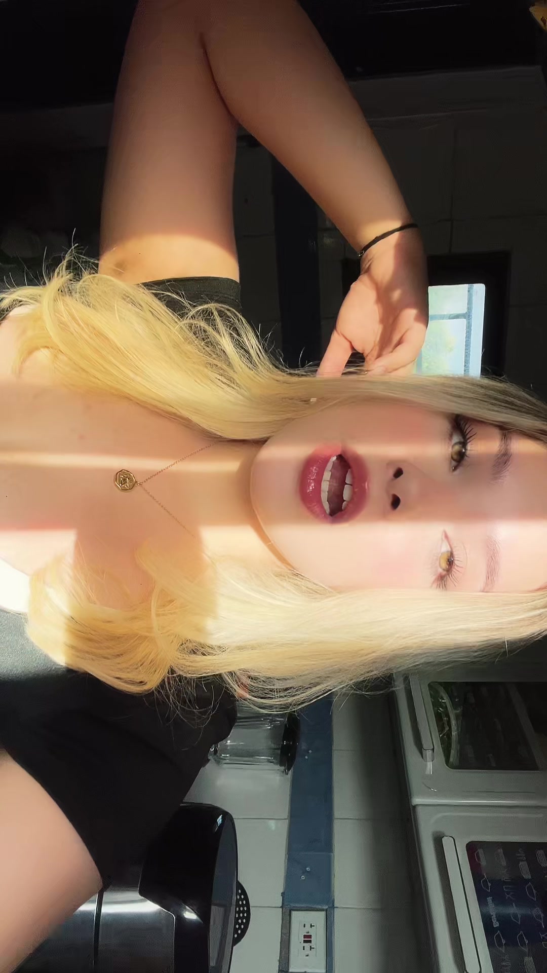 @Ela
