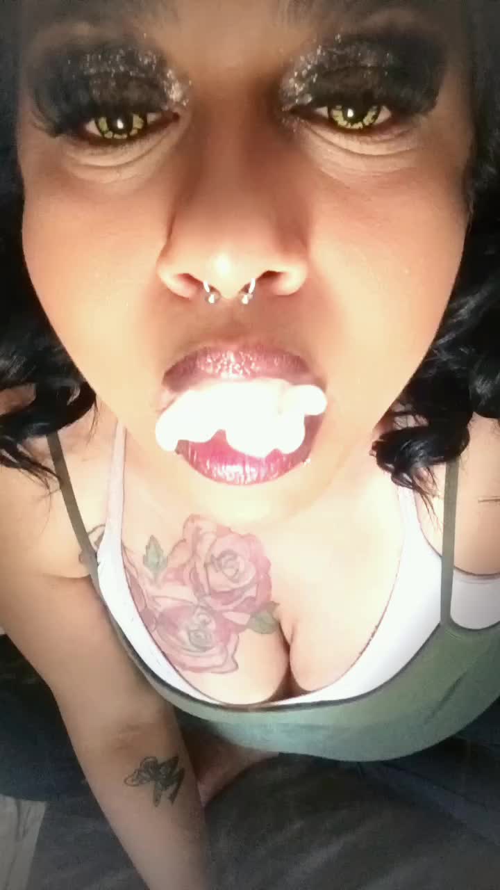 @MaryJane๐ฆ 420๐
