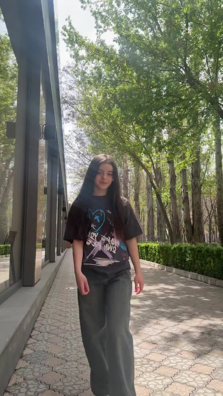 @Ani 🕊