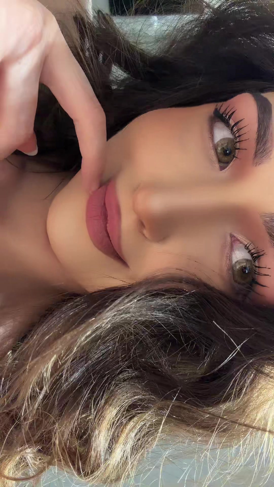 @Mukhanova_