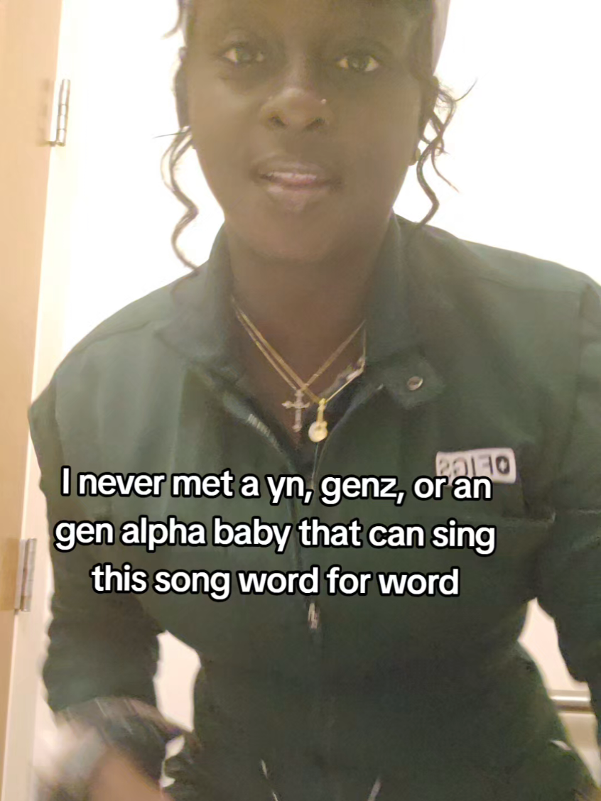 @Melaninbaddieinscrubs