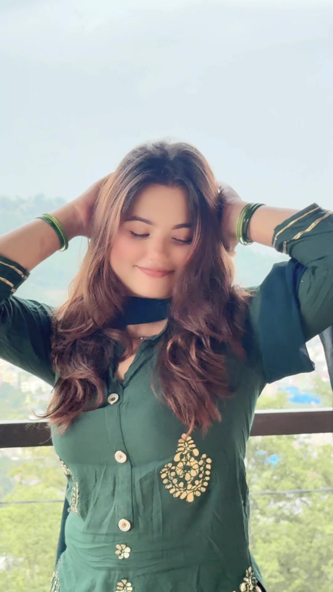 @🦋Saya Bhandari🦋
