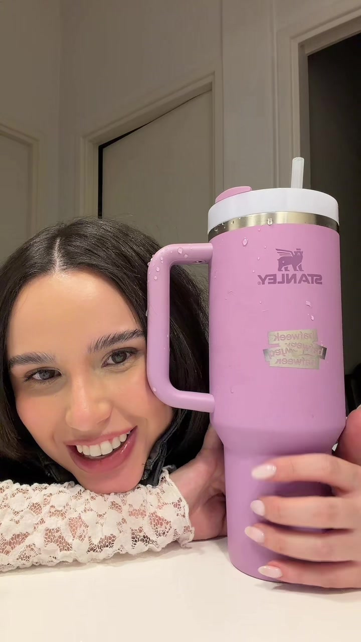 @Valeria Dickson