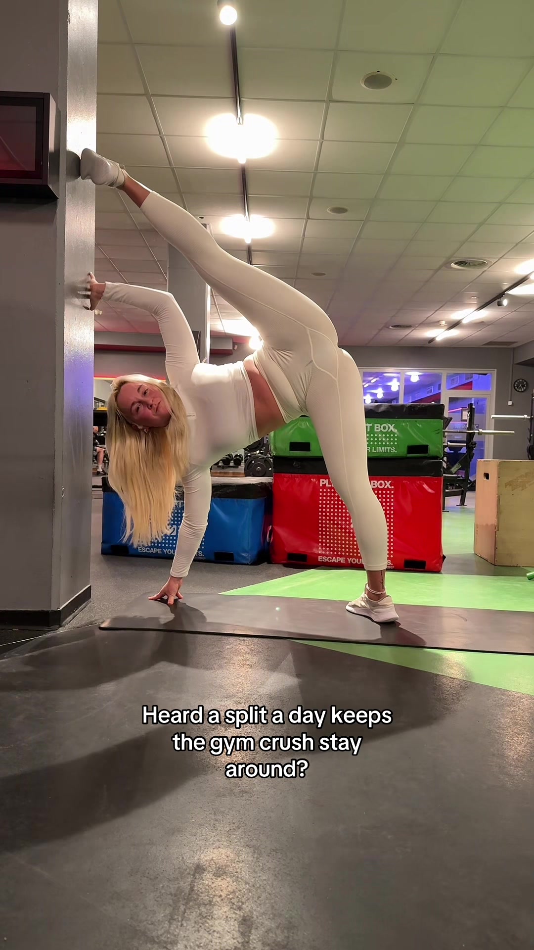 @Emi