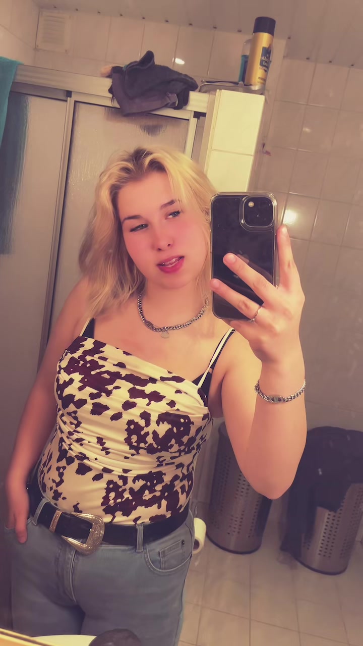@Alyshadolphijn