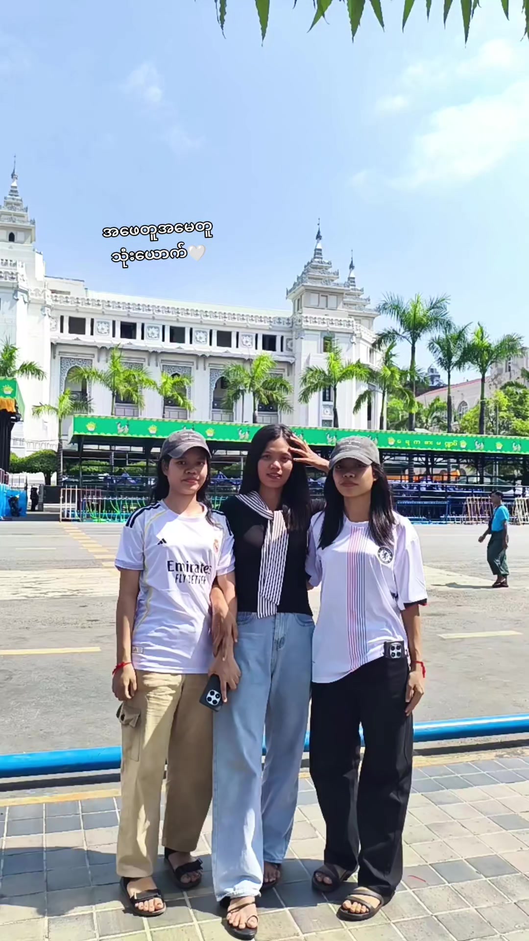 @Nay Chi Htun🌸