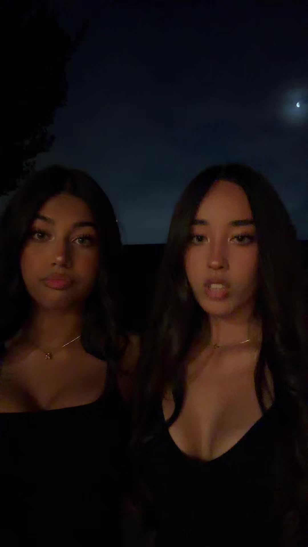 @🤫