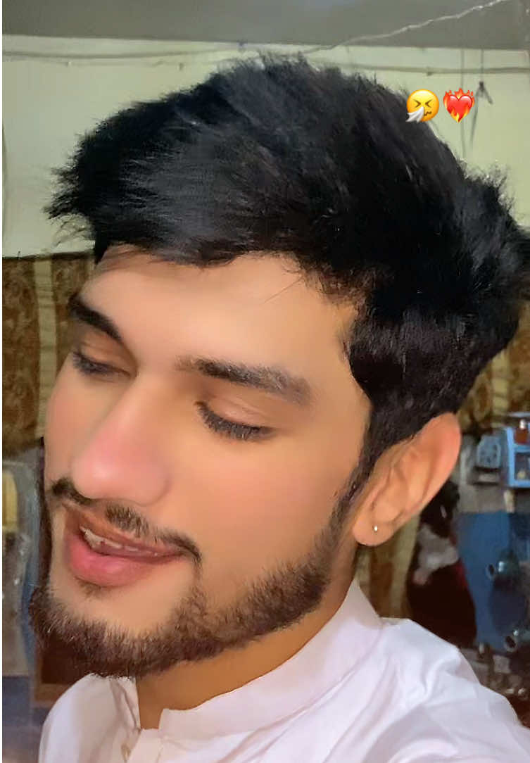 @ذیشان❤️