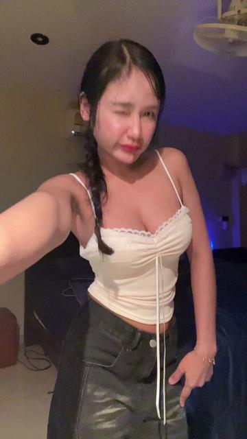 @SuvimolTongrein