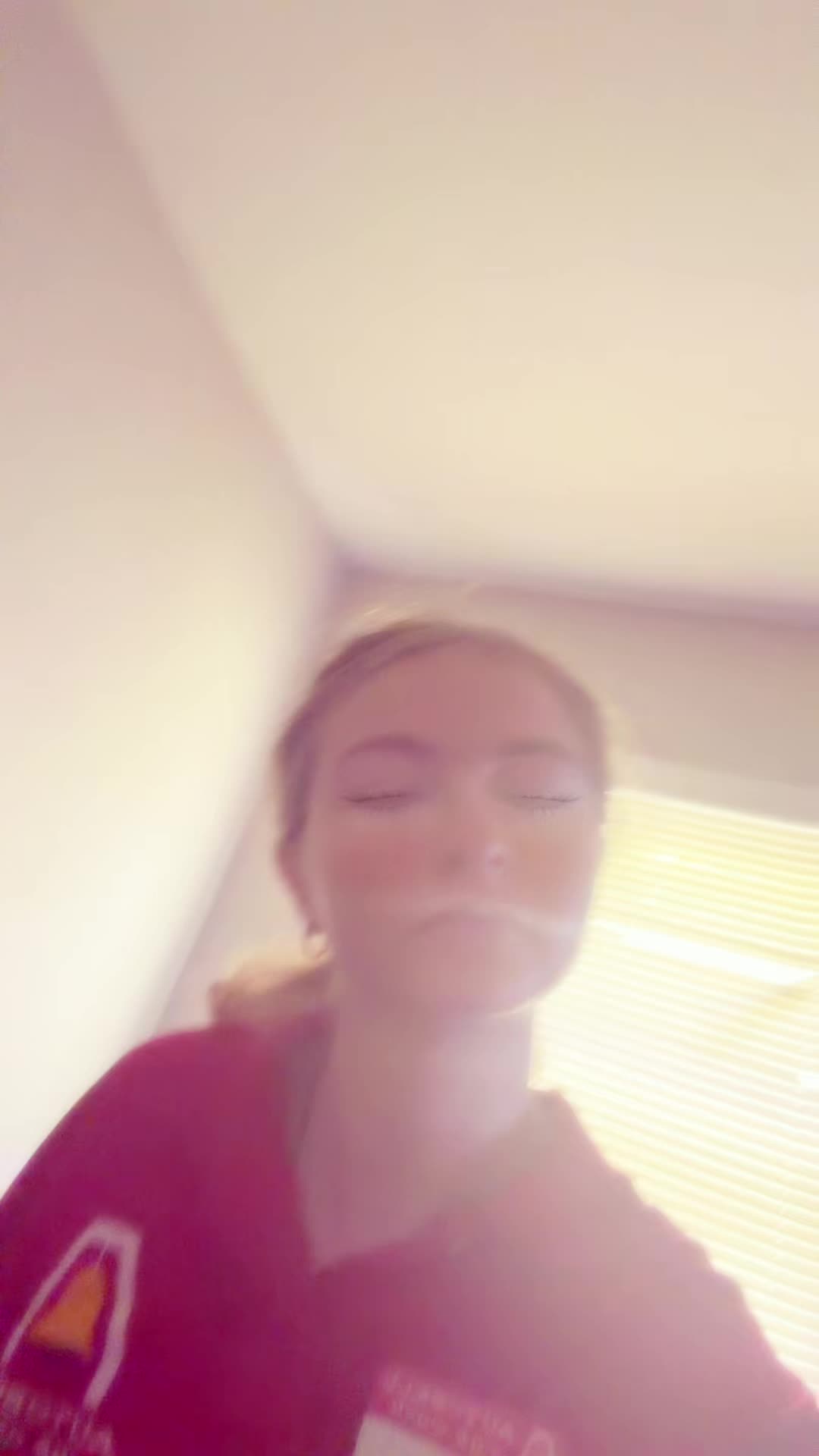 @𝔇𝔞𝔯𝔨𝔫𝔢𝔰𝔰🍷🚬
