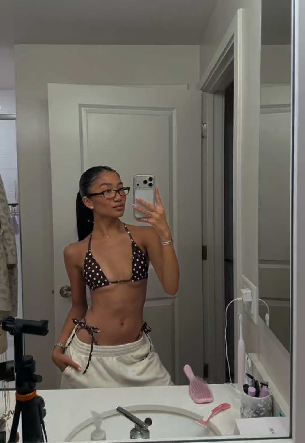 @theashleygreenlee