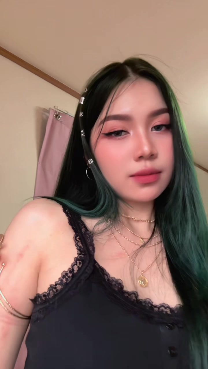 @๐๐ฅ๐๐
ฒ๐ฒ๐