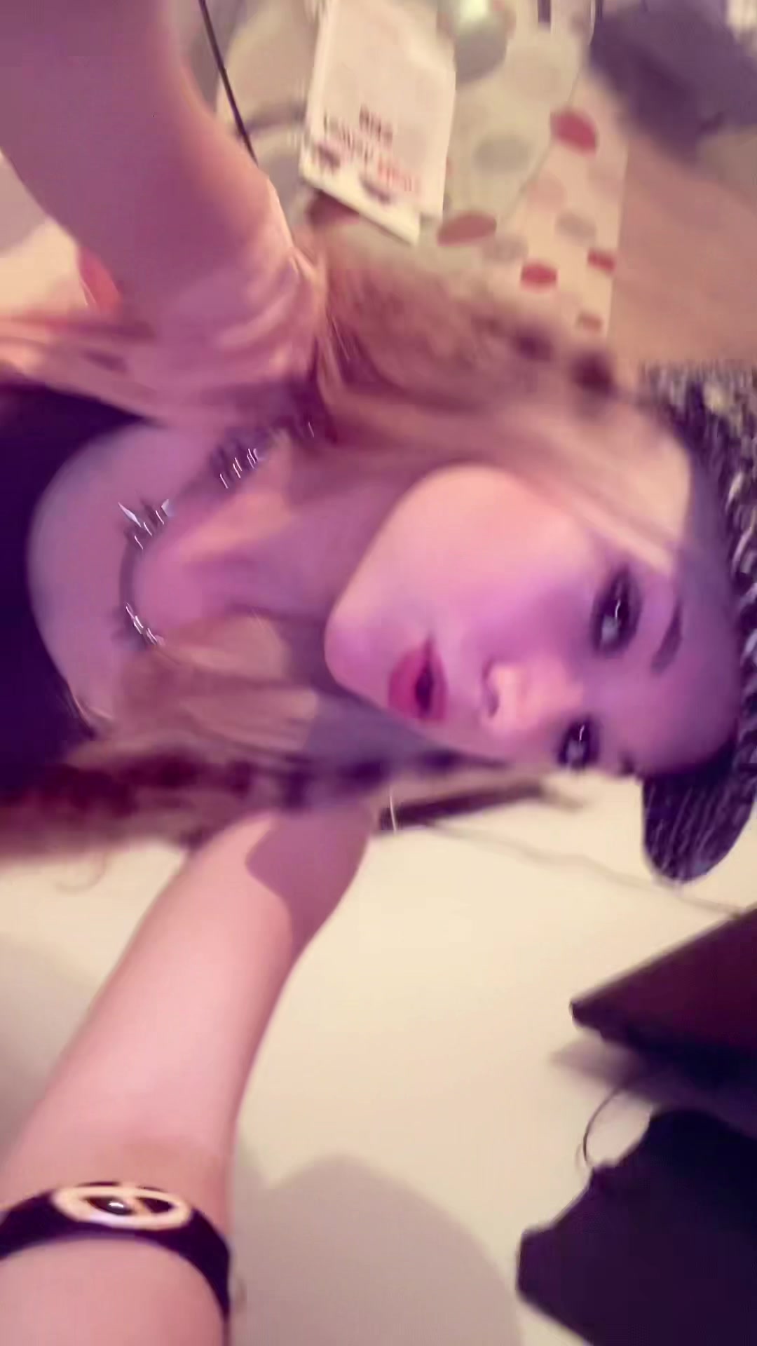@juliaanne🪽