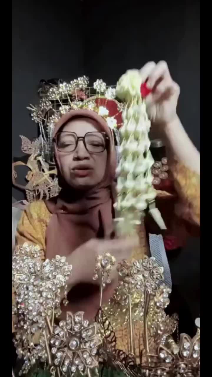 @MawarIndah