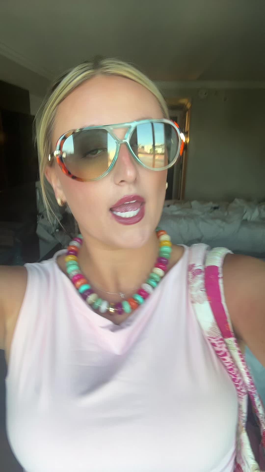 @mollyylyonss