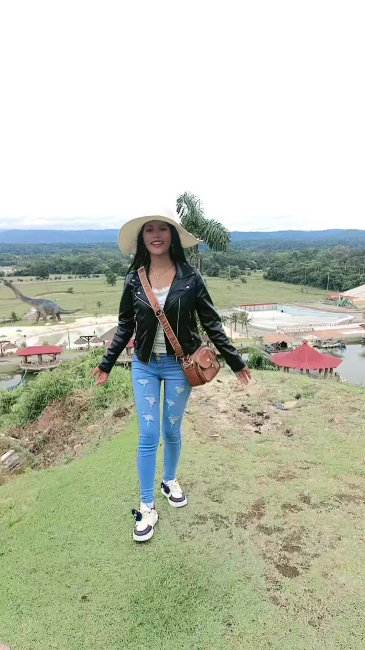 @&hearts;️🦋t&uacute; cholita Elvira 🦋&hearts;️