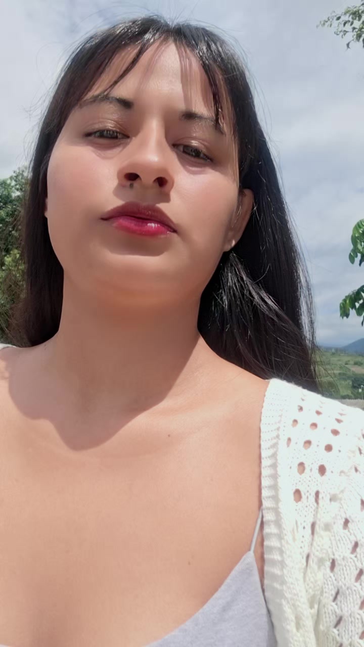 @🦋A'naly Chuquihuanga🥰🍒😘