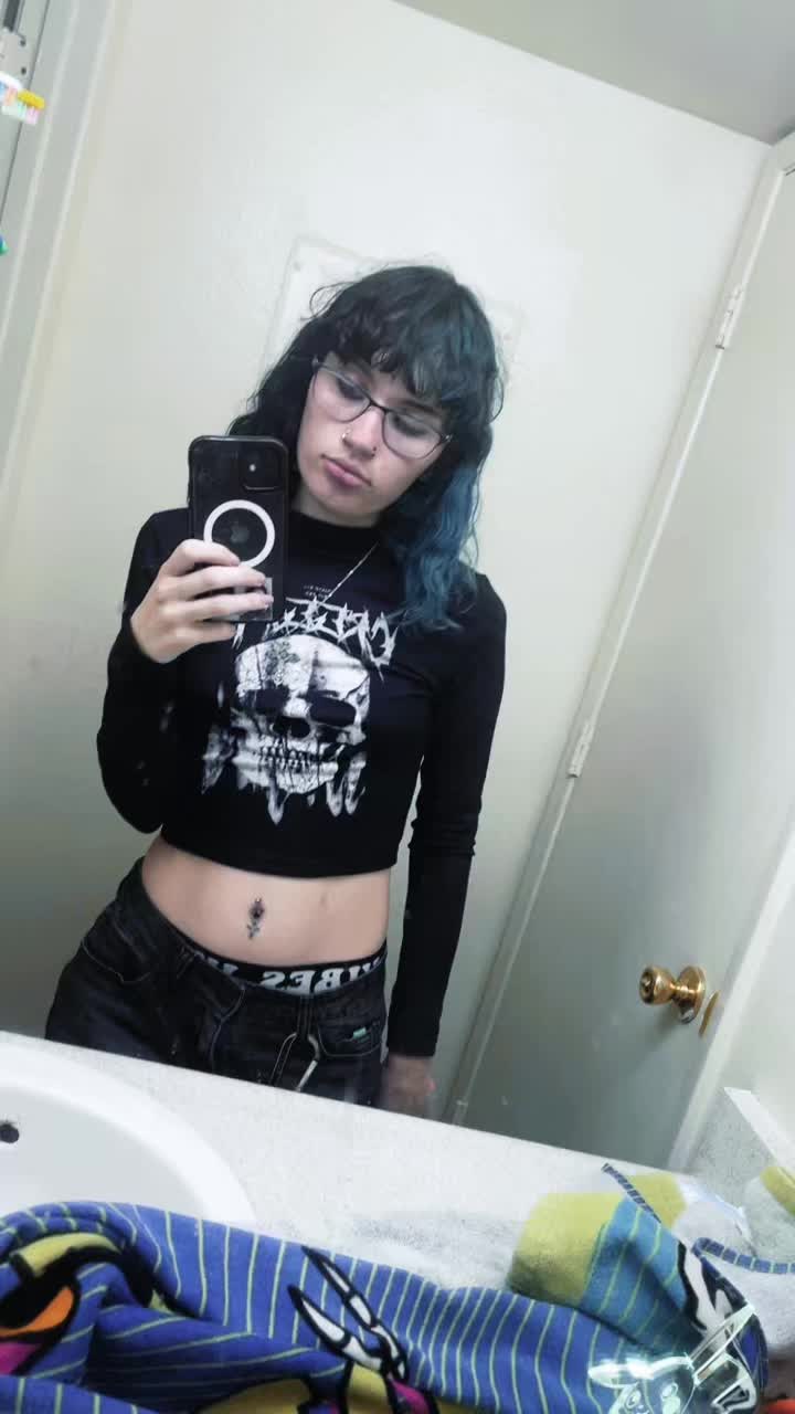 @lil.ghost.girl.bk