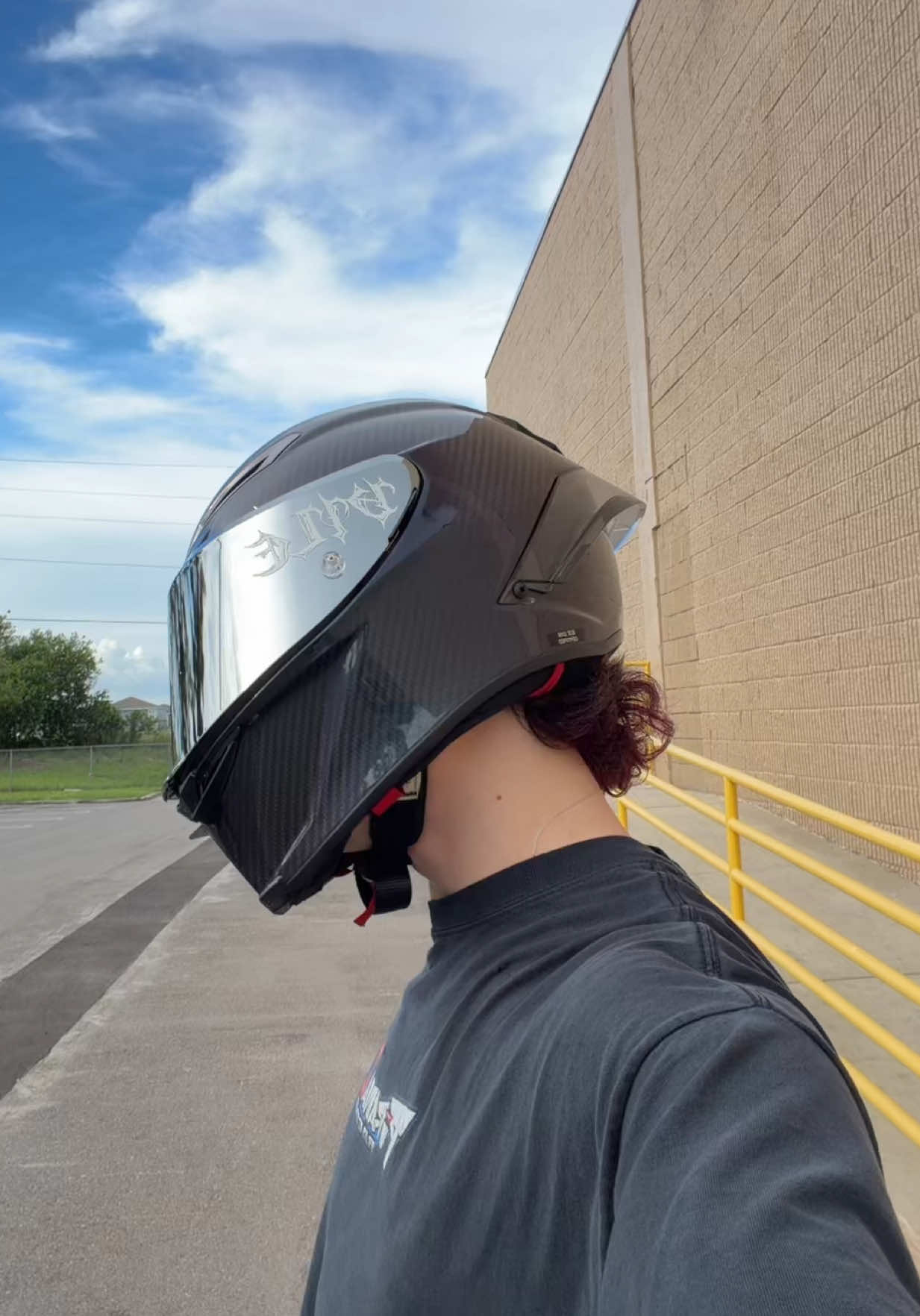 @shakymoto