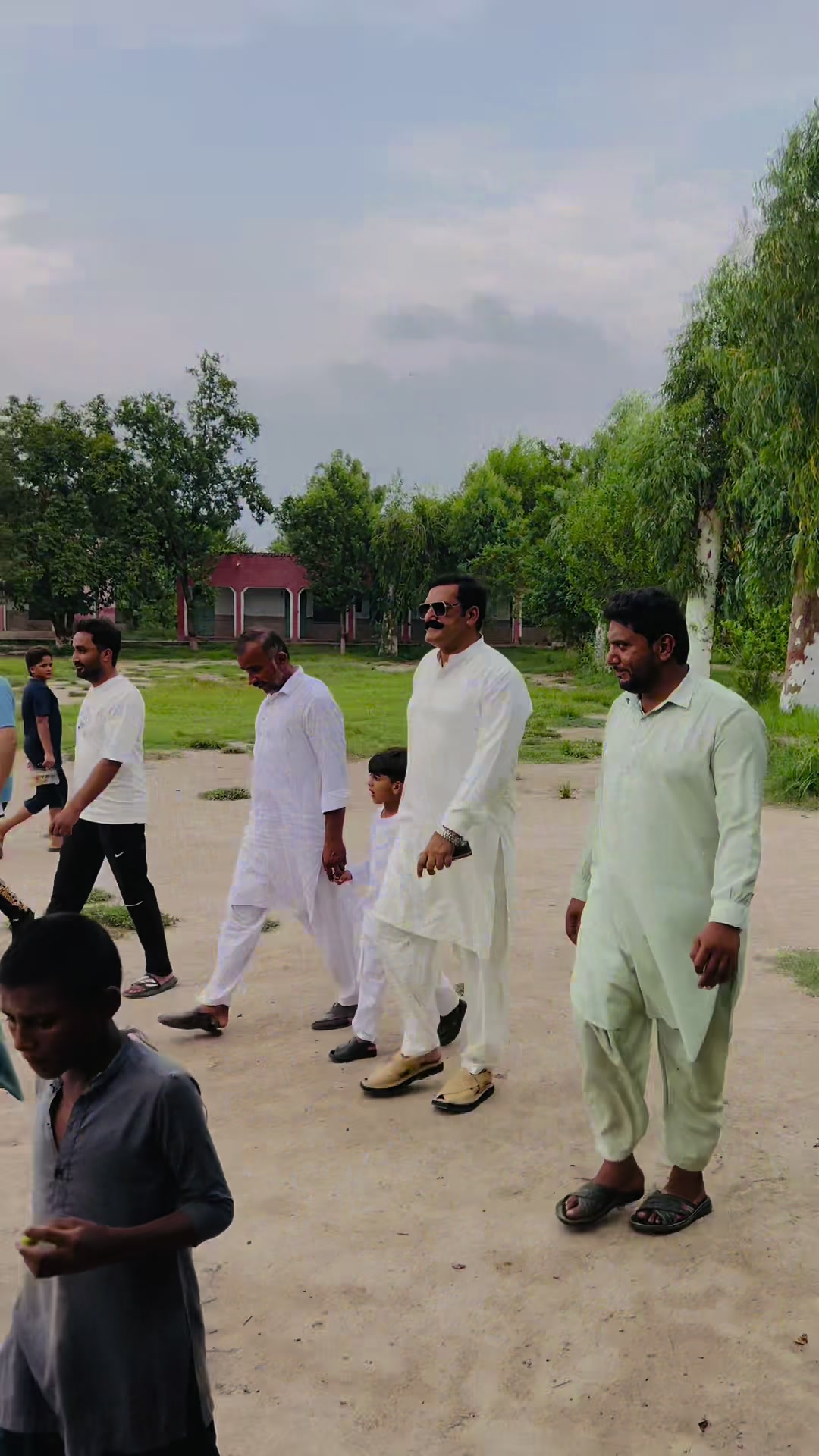 @Ch Nadeem Sarwar Midhana