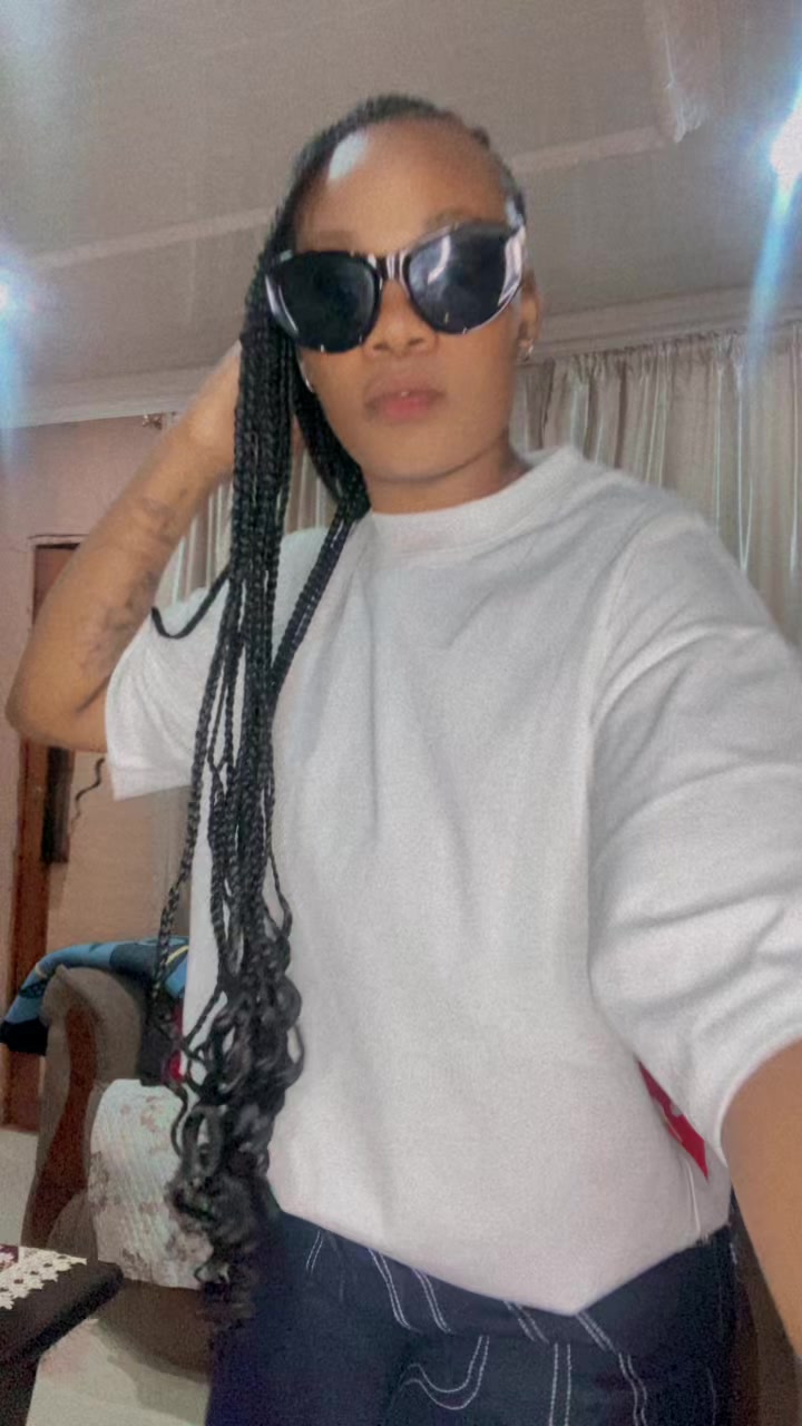 @Tshepiey