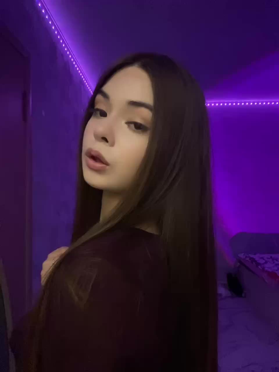 @карина