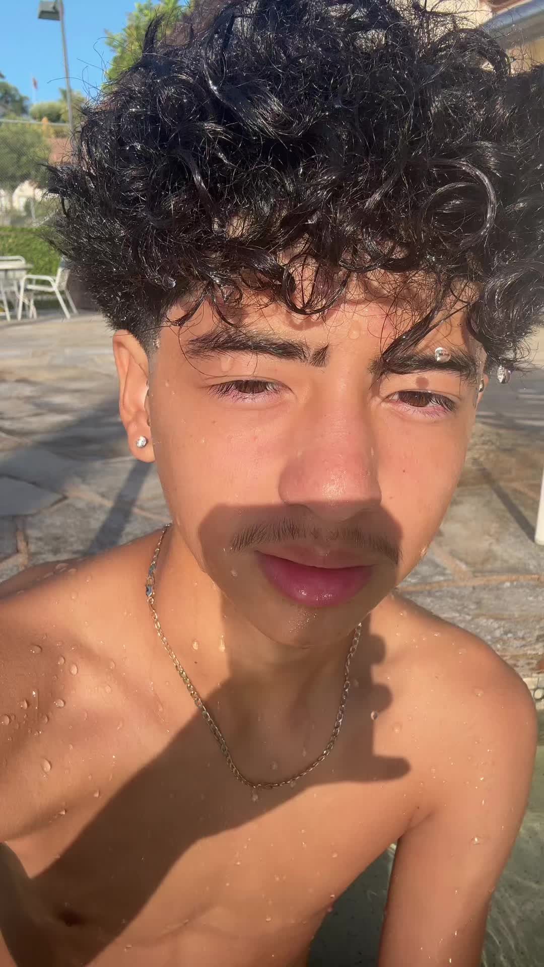 @aandreww_0