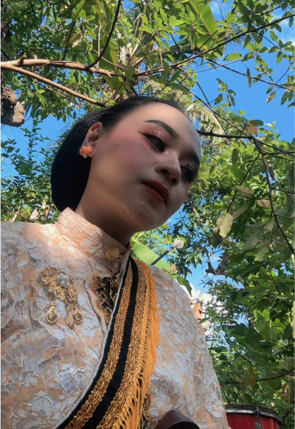 @Ara Tiara