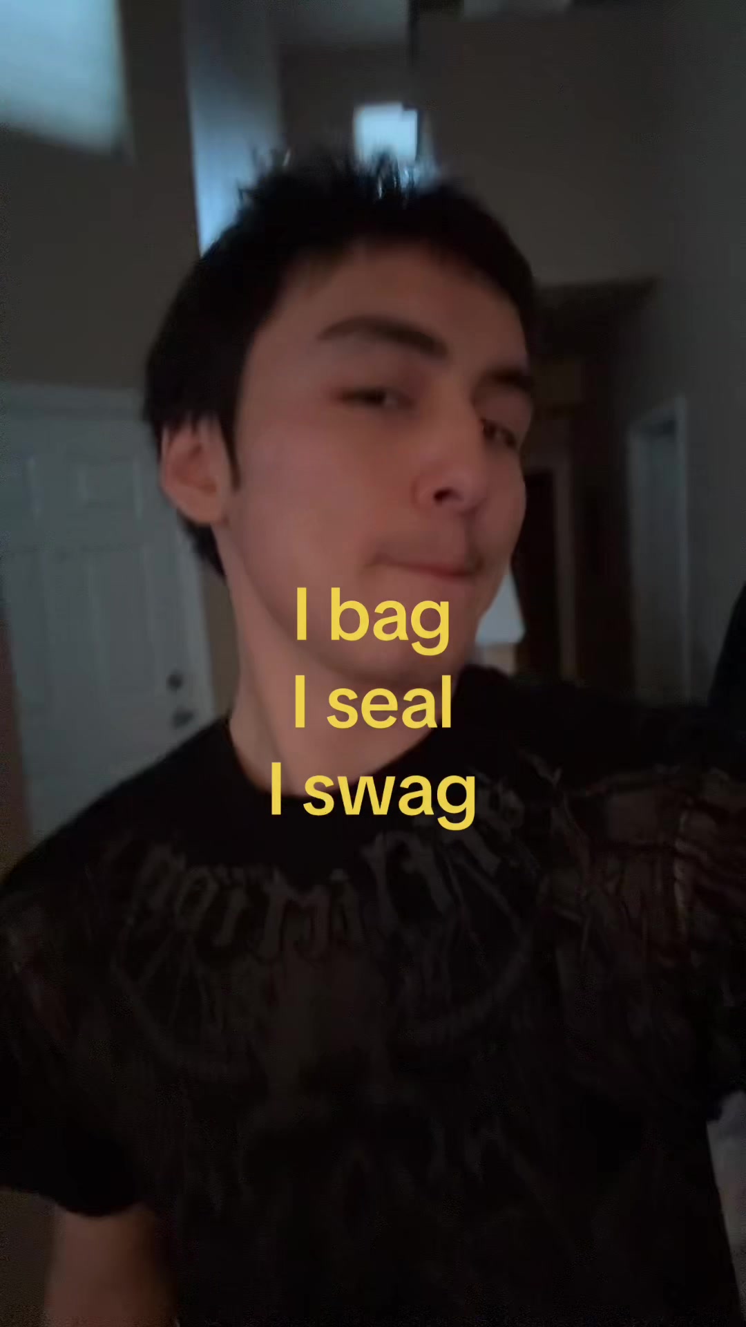 @mikeyviveiros907