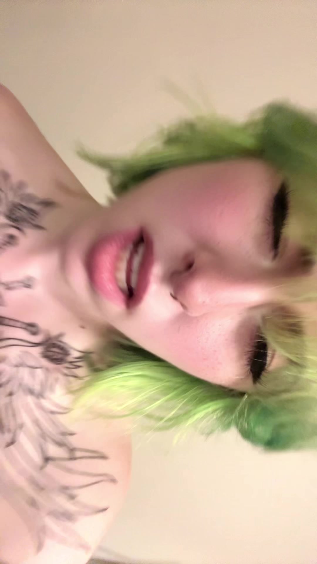 @impineapplegg