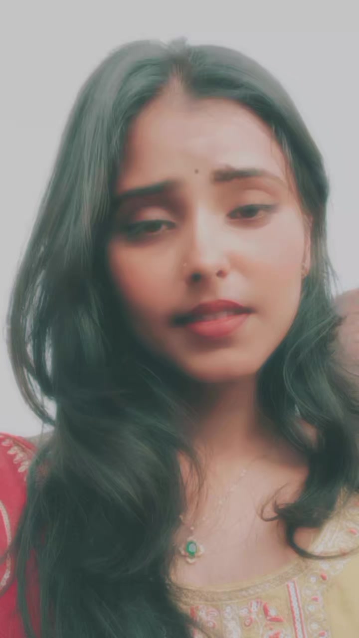 @rakhi thakur🌸🕊️