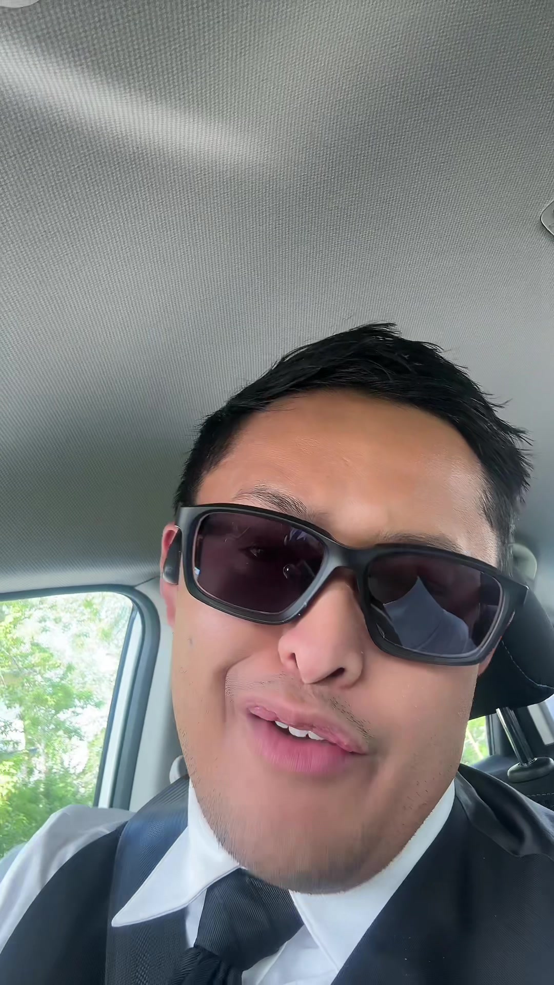 @Adriandano