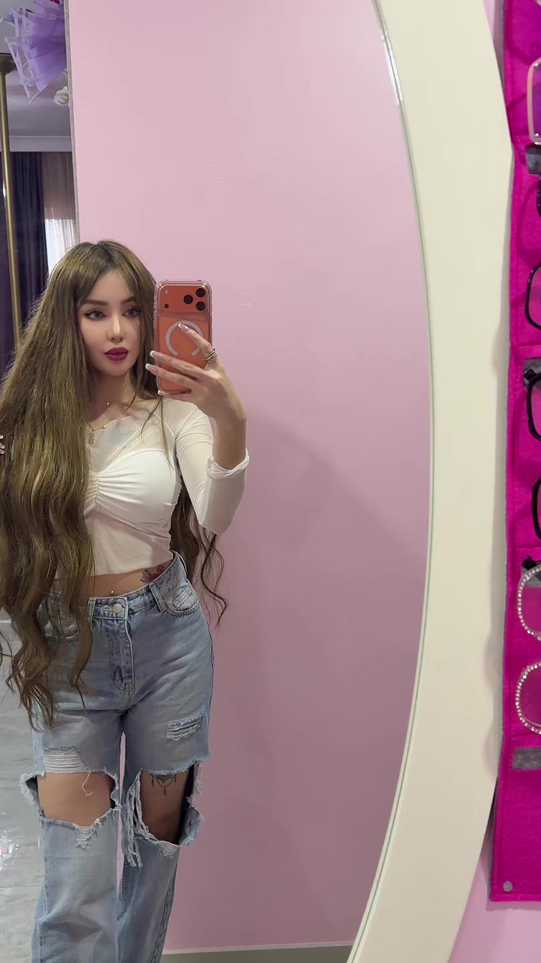 @Mubına