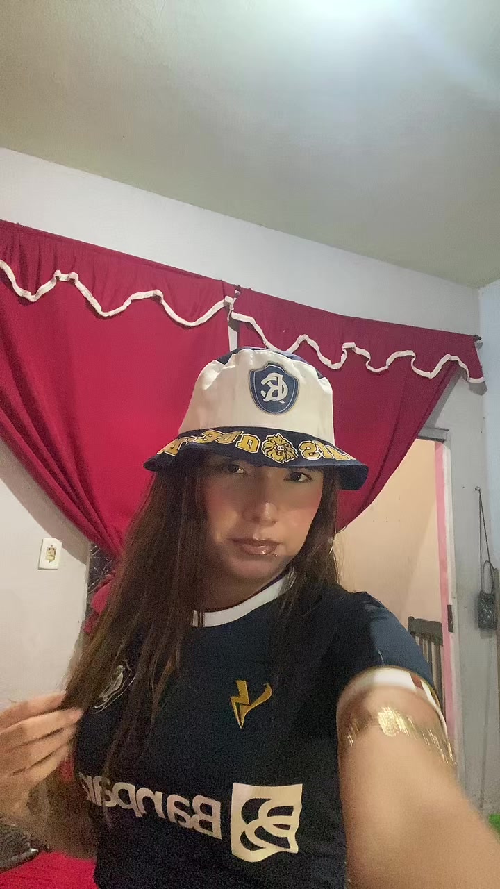 @Ly