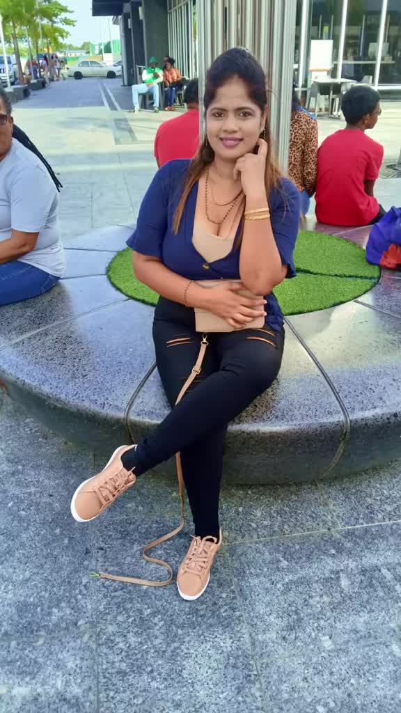 @🧚&zwj;♀️Farisha Ali🧚&zwj;♀️