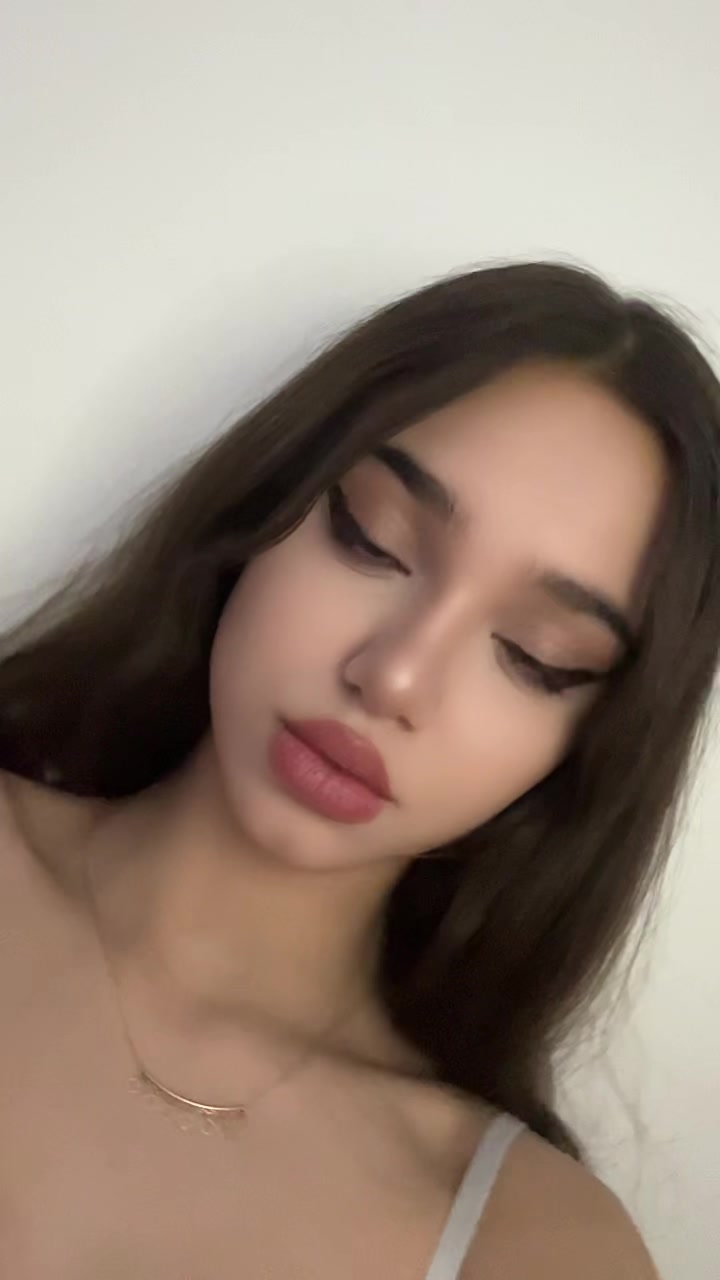 @Adrina Afshar