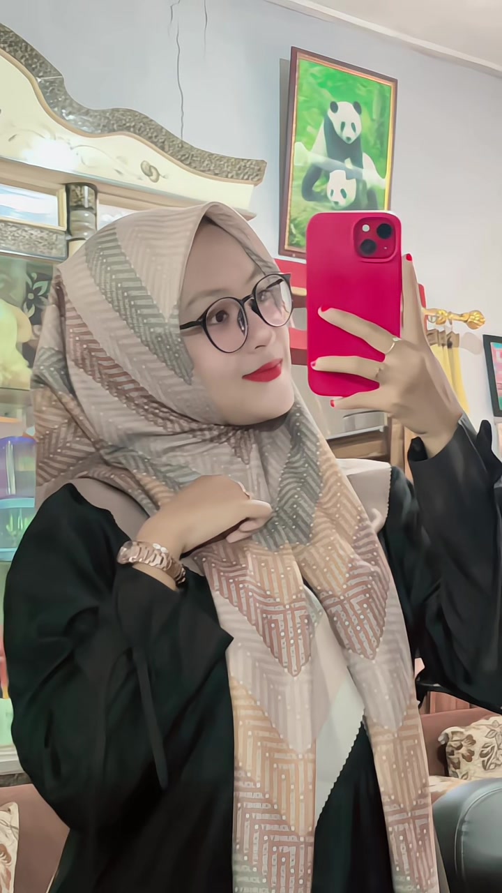 @nhadina31