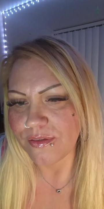 @DaisyBurps