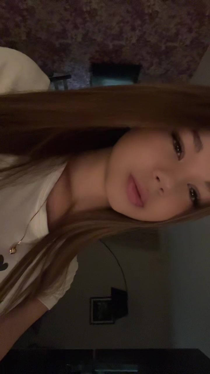 @Vikks💋