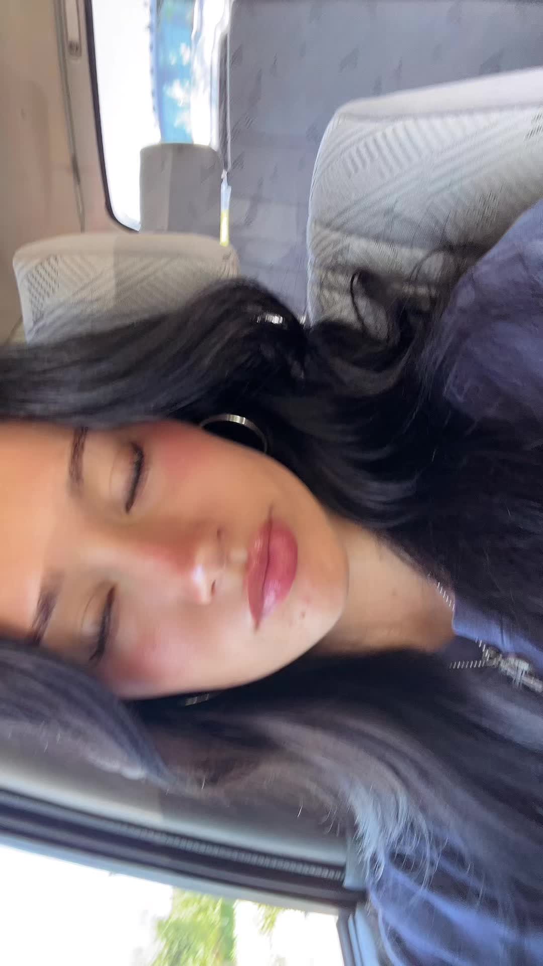 @deanna