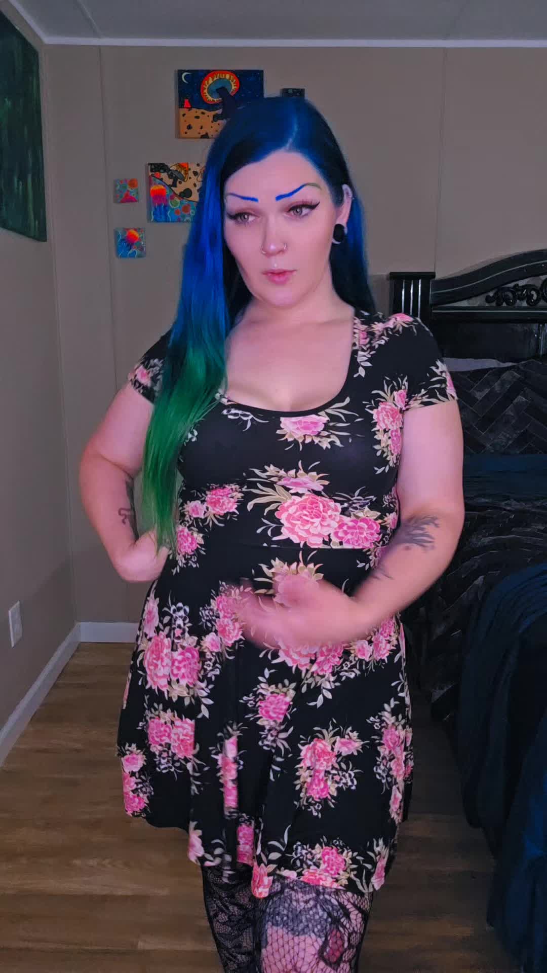 @Redneckbarbie_420
