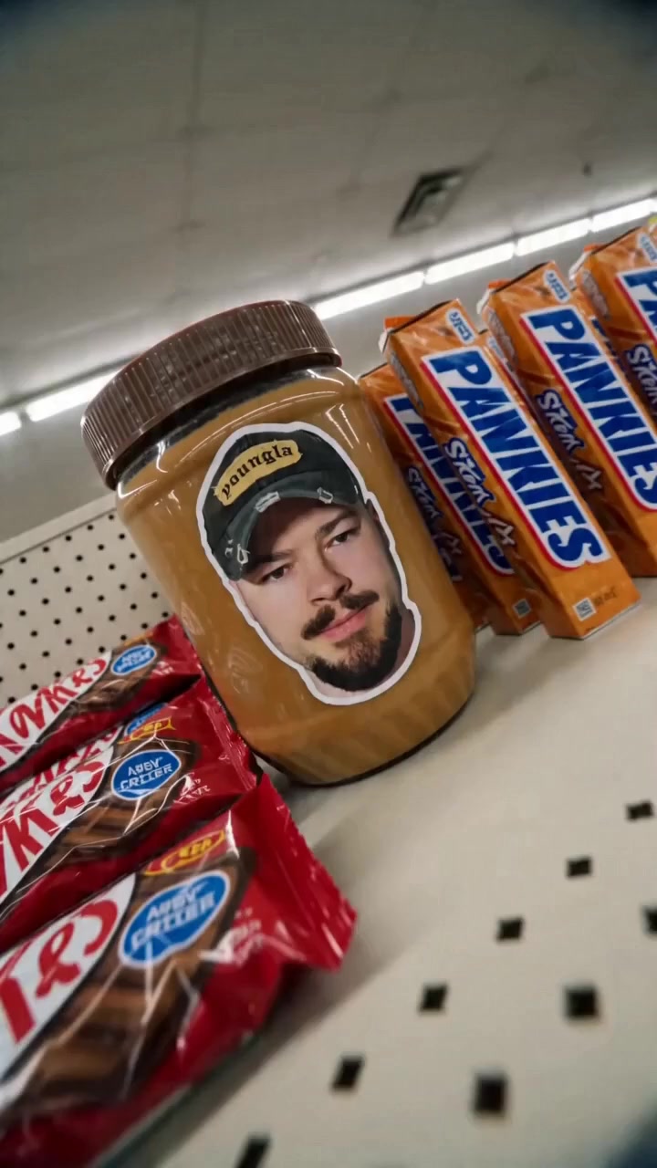 @ツ