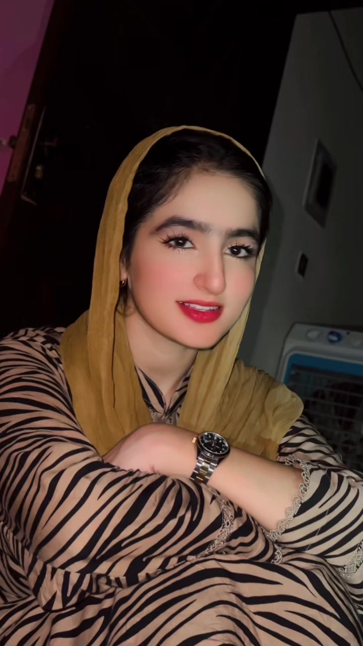 @Muneeba khan⭐️